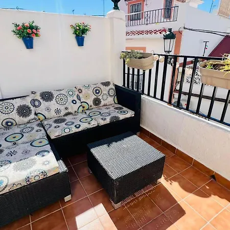 Jimena Málaga En El Centro De Apartamento *